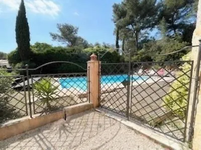 La Lou Castel