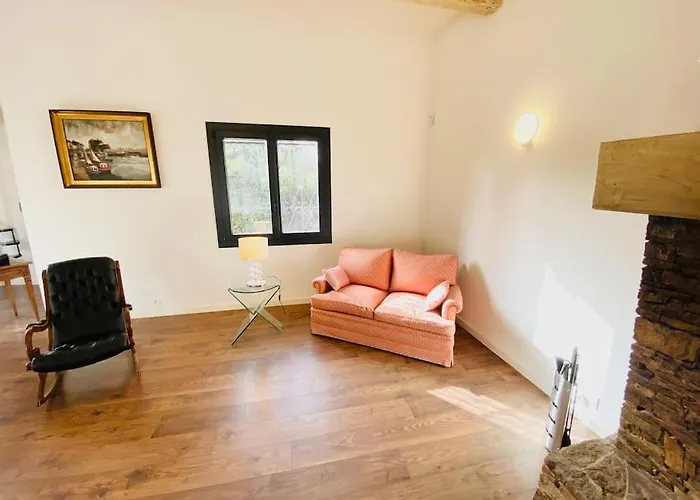 La Lou Castel Sanary-sur-Mer